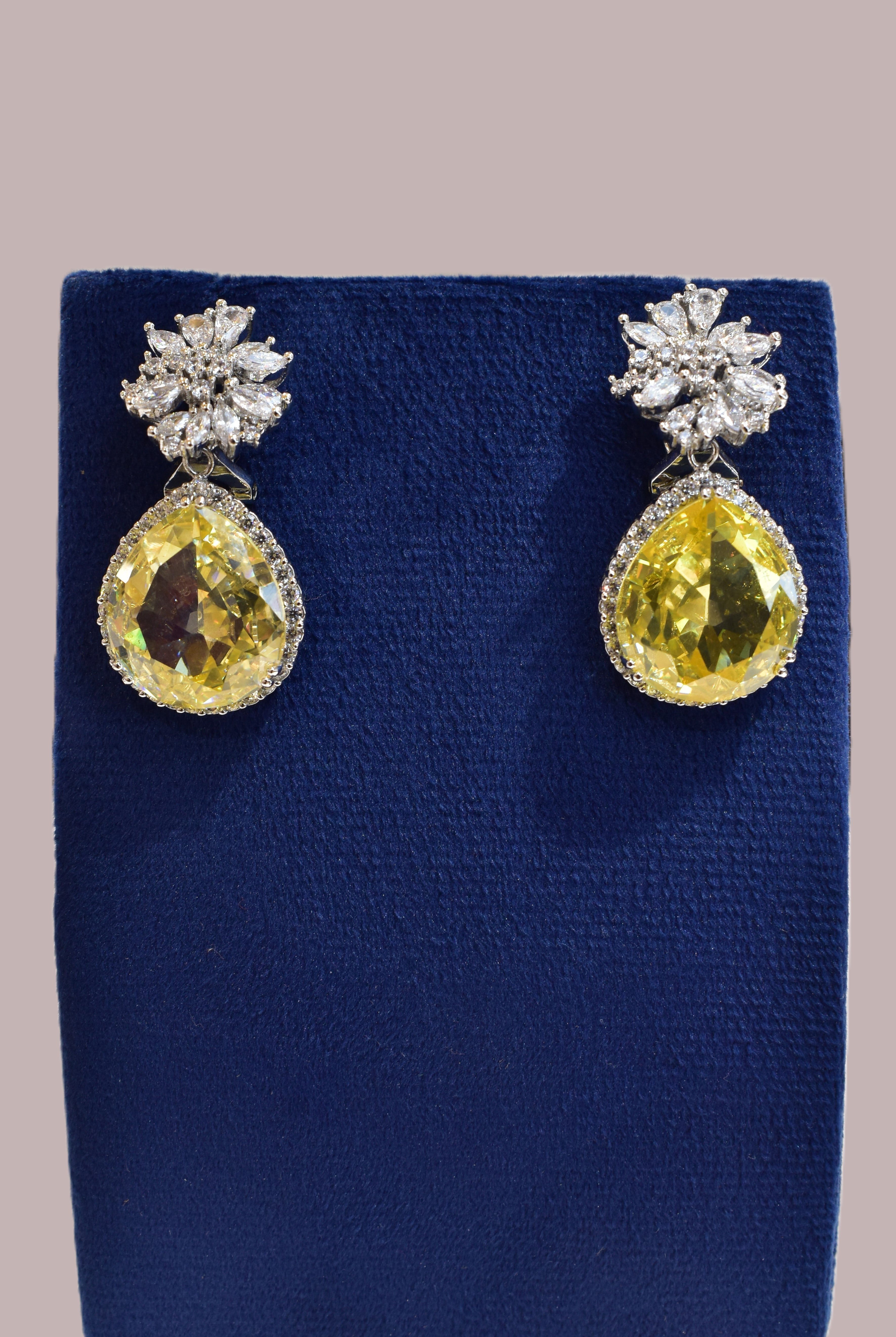 AD Yellow Stone Earings