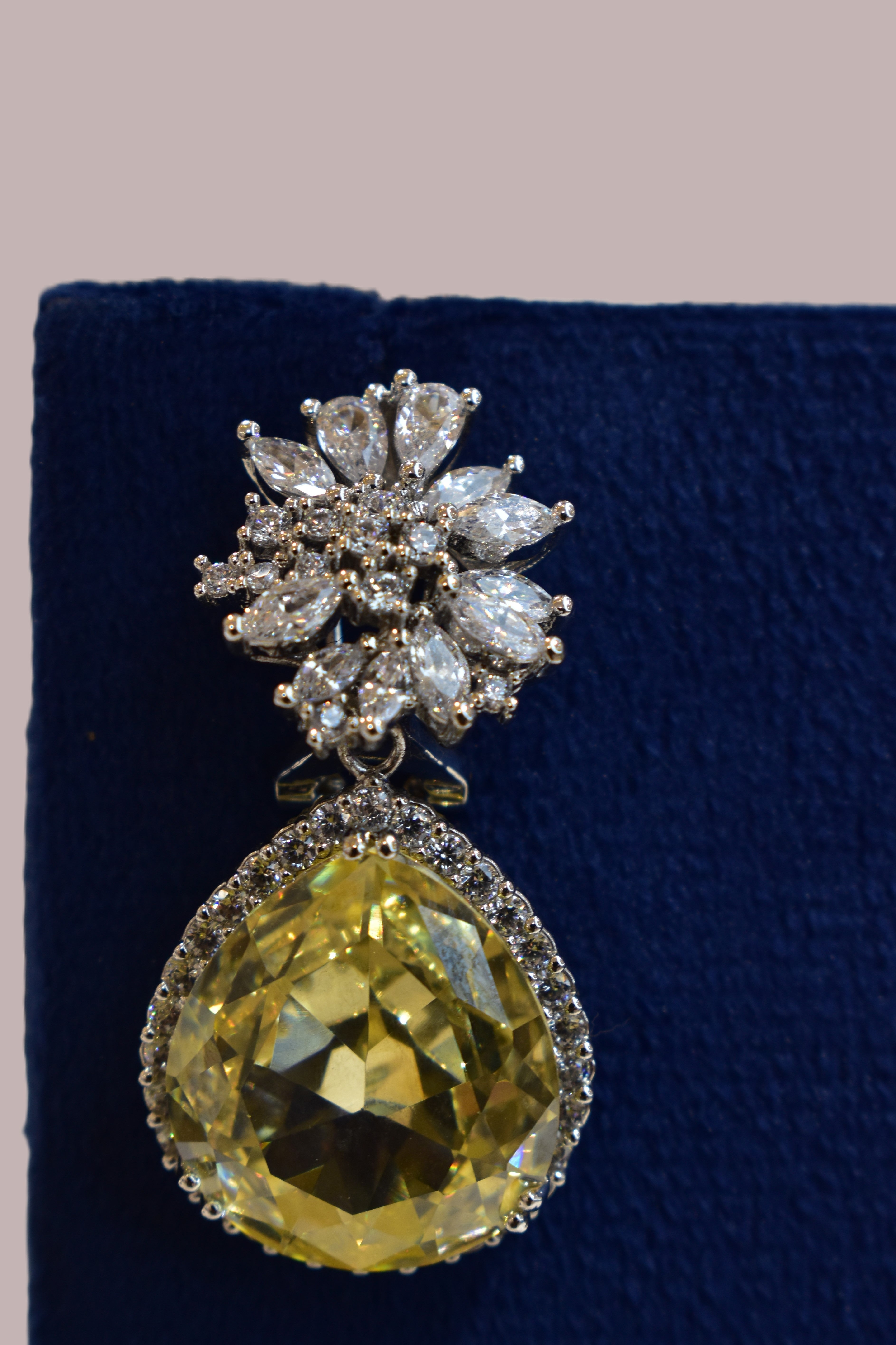 AD Yellow Stone Earings