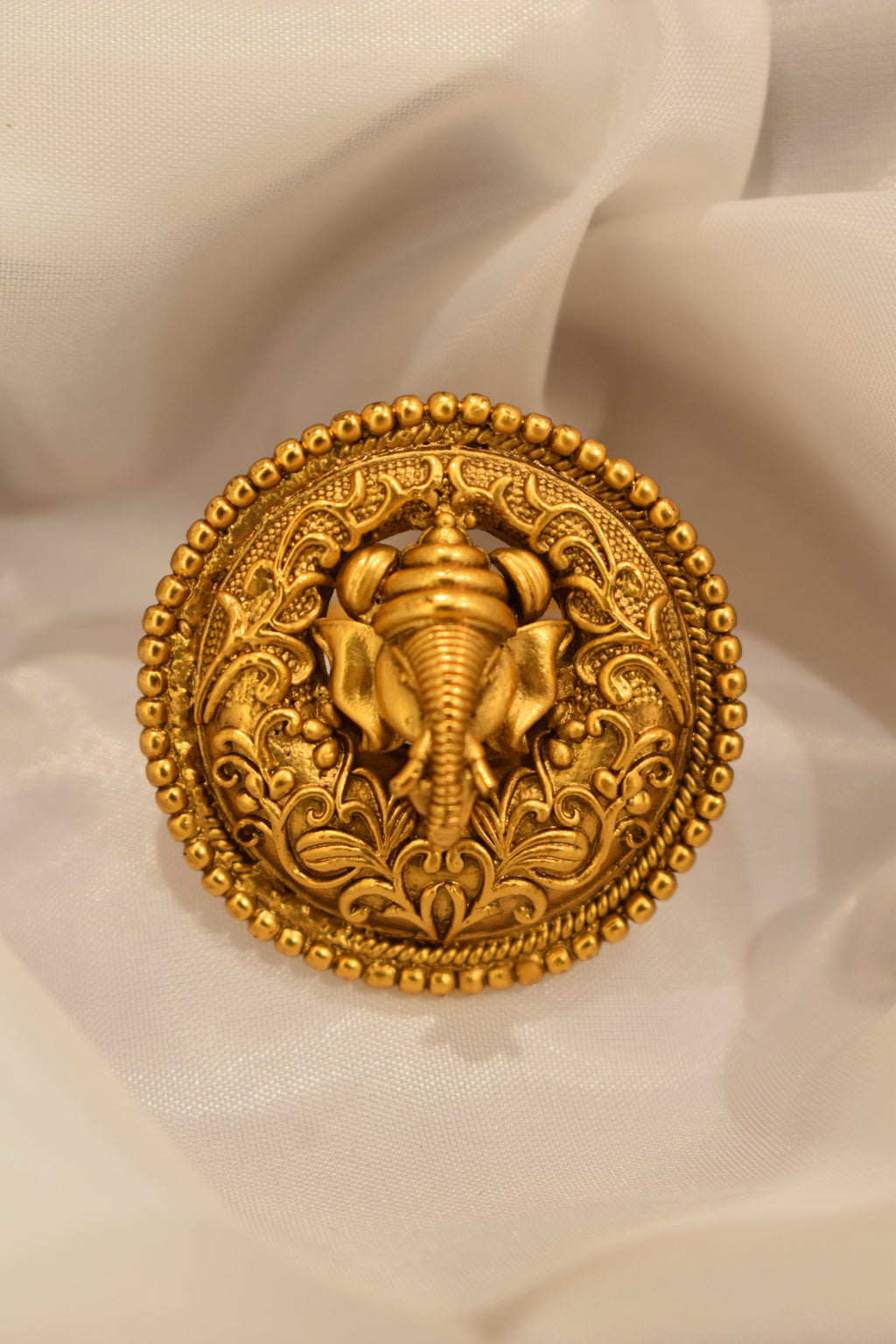 Beautiful Ganesha Ji Golden Ring