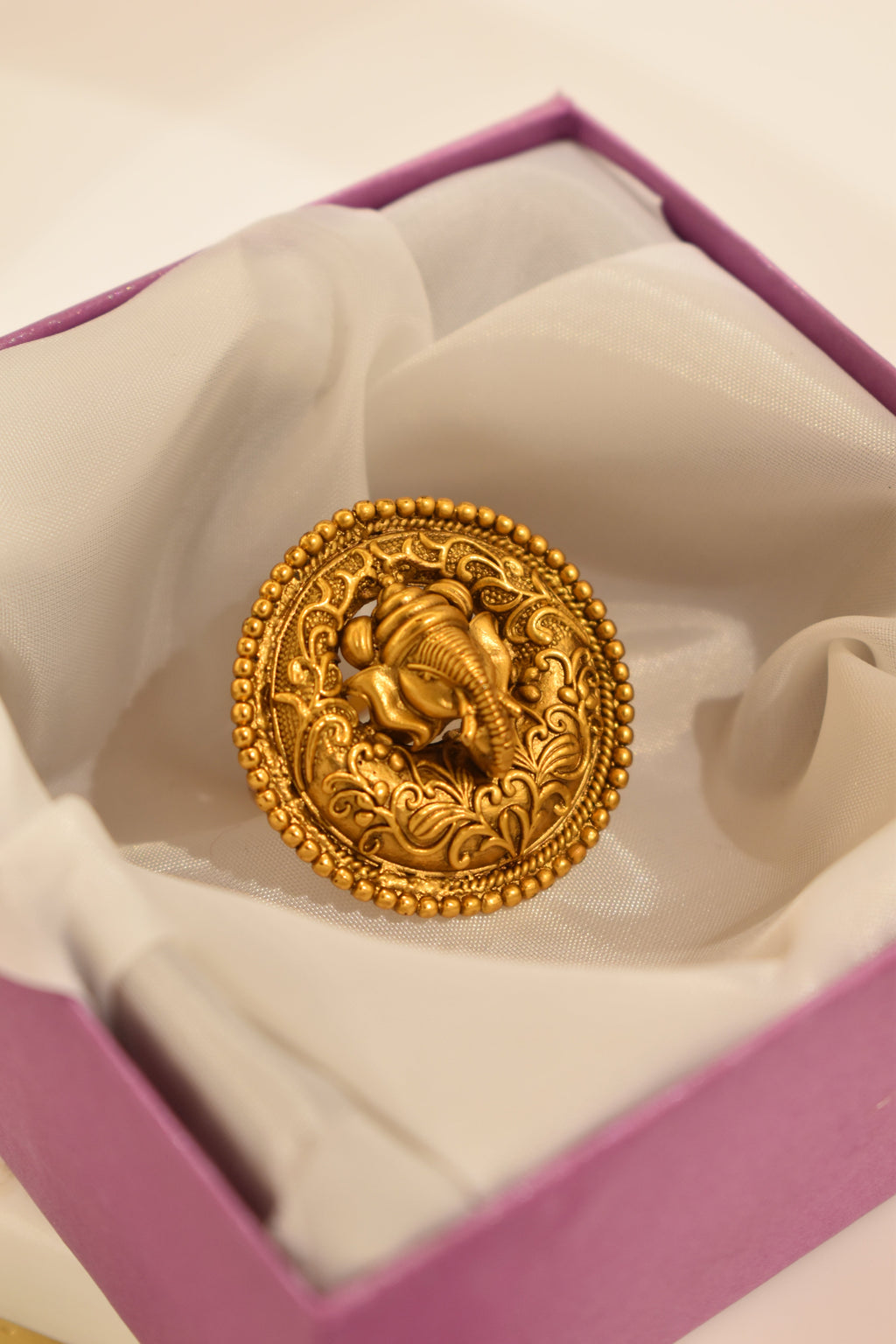 Beautiful Ganesha Ji Golden Ring