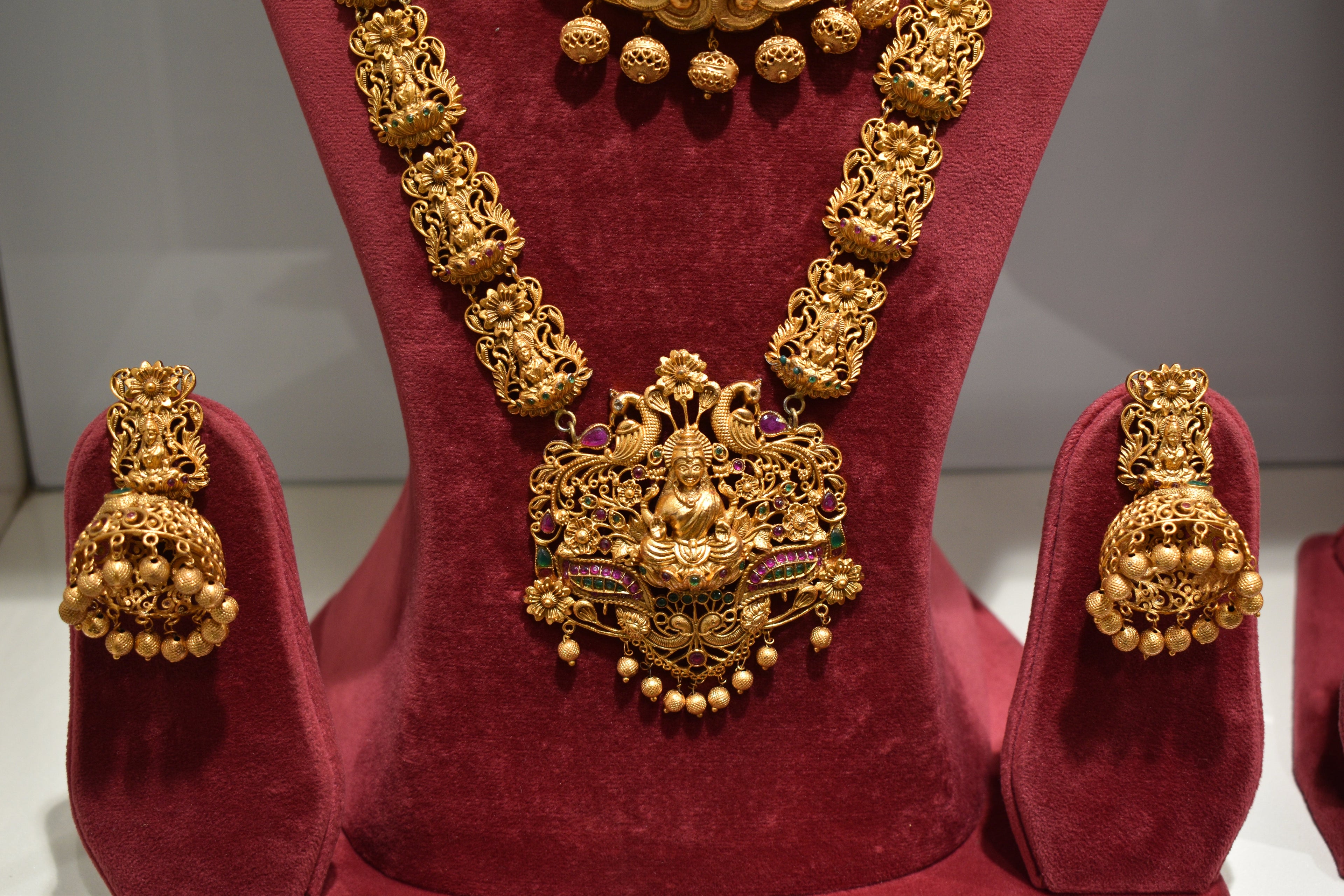Ganesh Ji Temple Jewelry | Deep Neck Golden Finishing