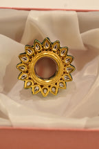Mirror Style Green Kundan Ring