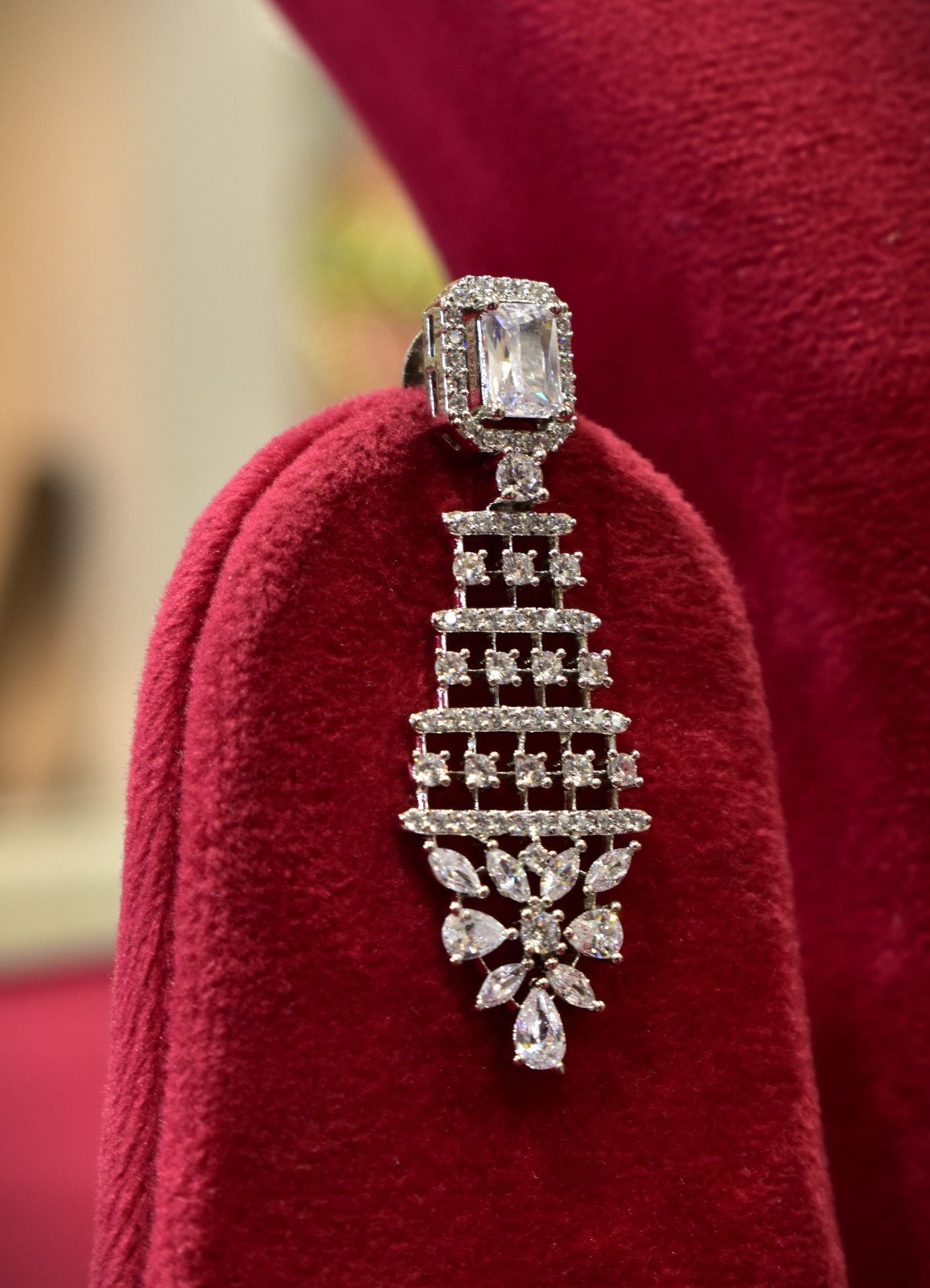 Diamond Look Necklace