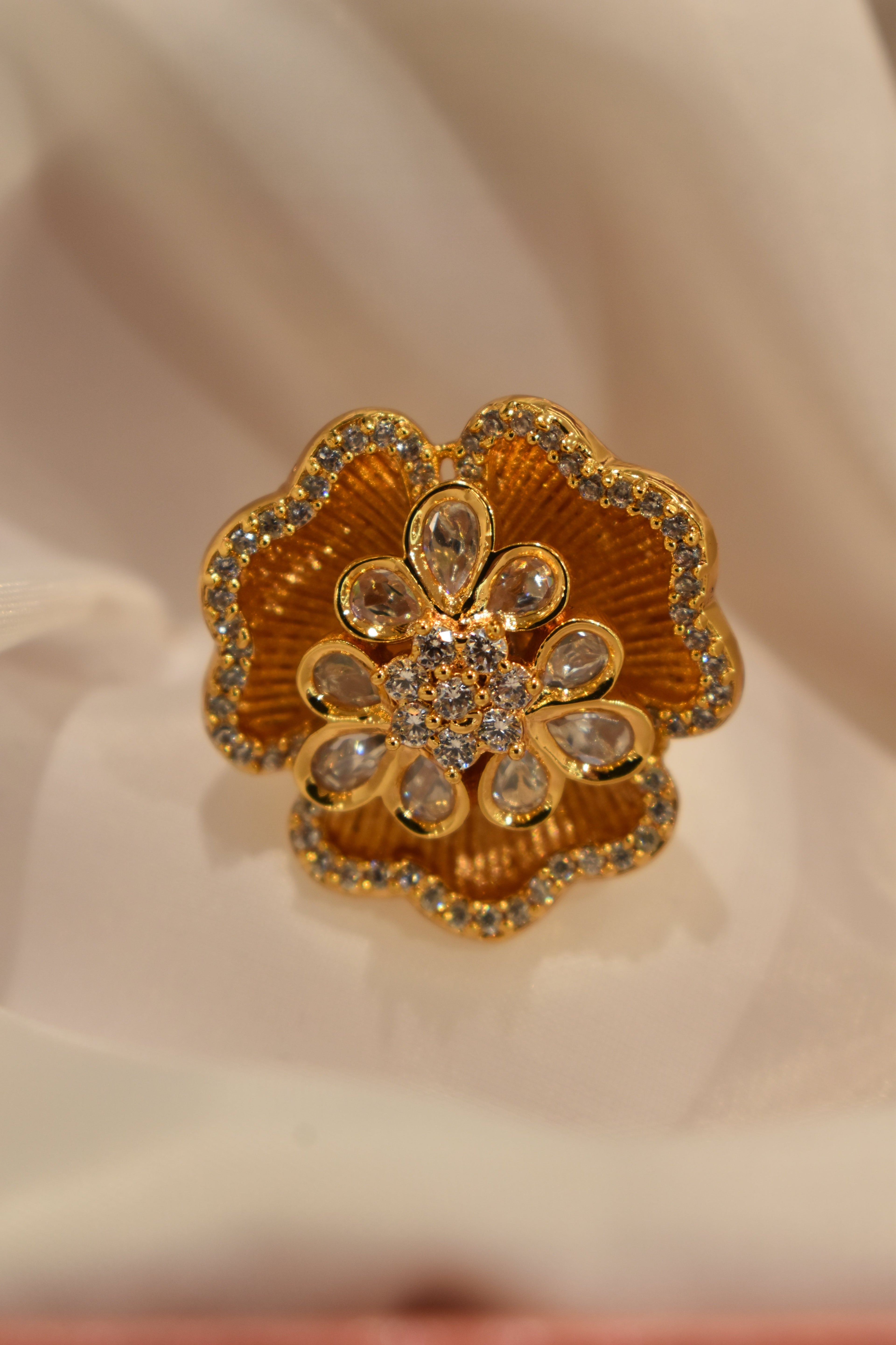 Beautiful Orange Kundan Work Ring