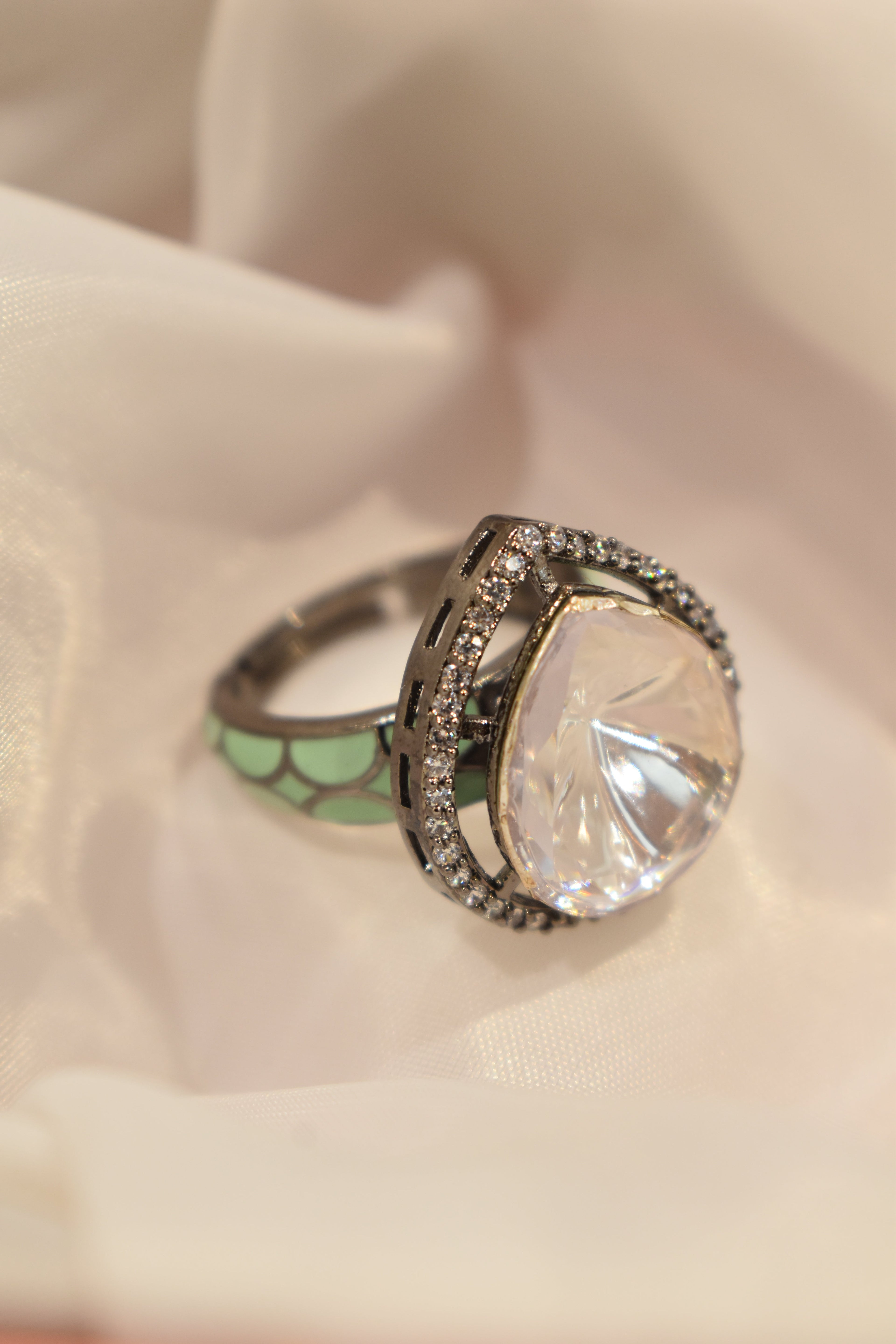 Classic Kundan Single Stone Green Coloured Design Ring